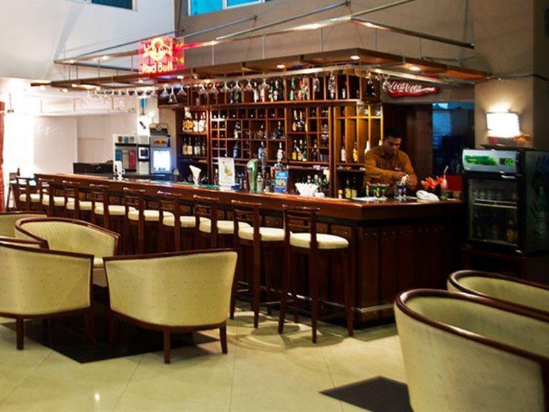 Global Towers Hotel & Apartments Colombo Ngoại thất bức ảnh