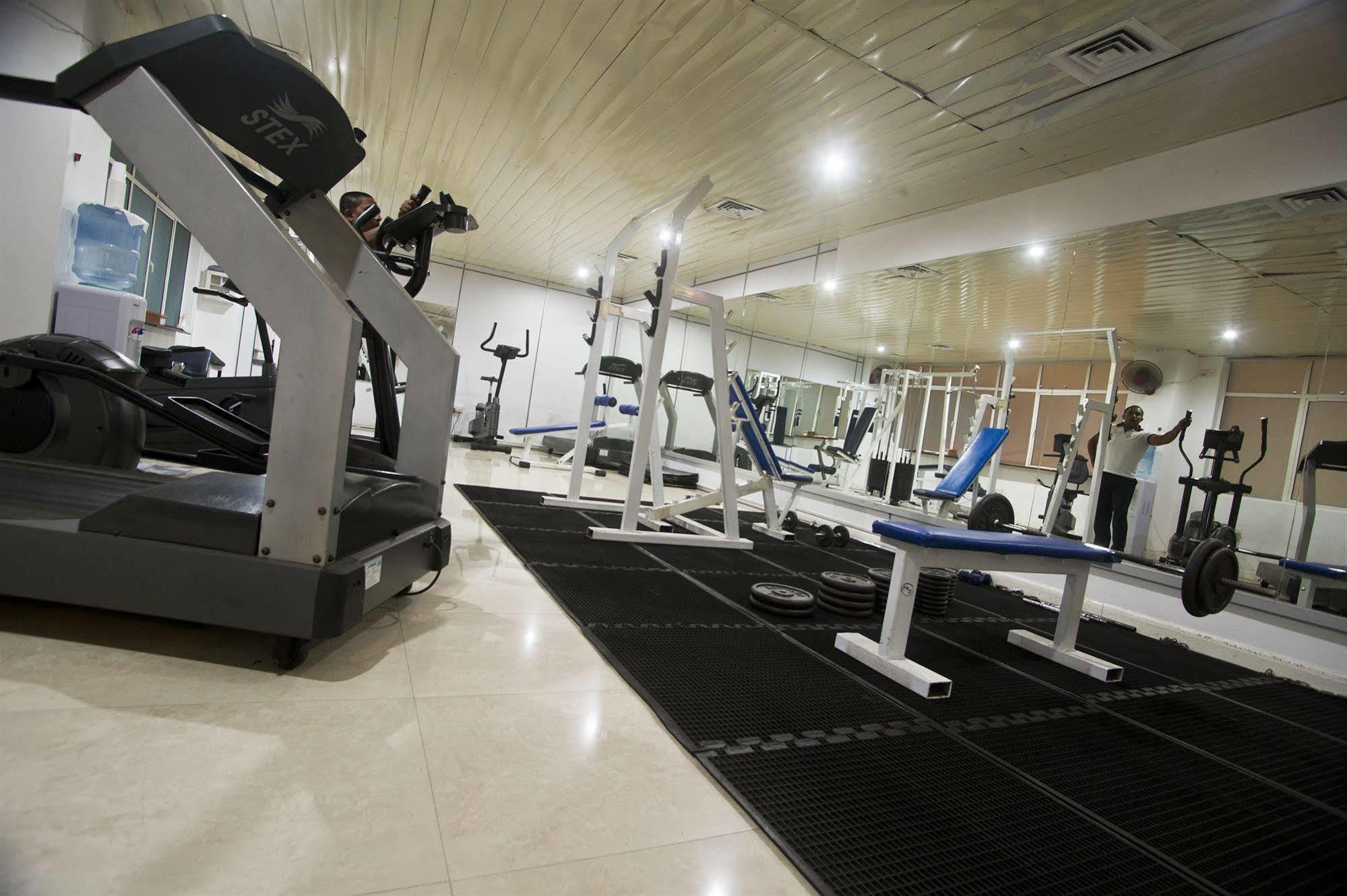 Global Towers Hotel & Apartments Colombo Ngoại thất bức ảnh