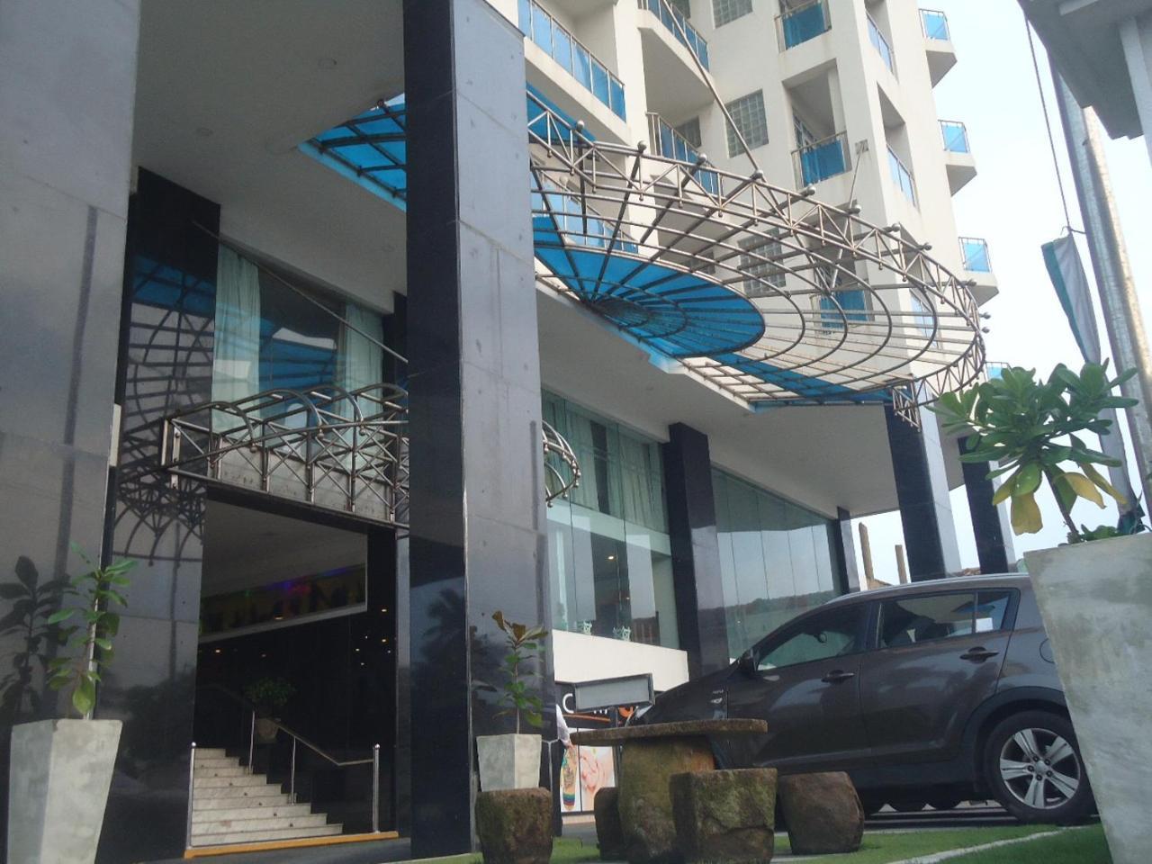 Global Towers Hotel & Apartments Colombo Ngoại thất bức ảnh