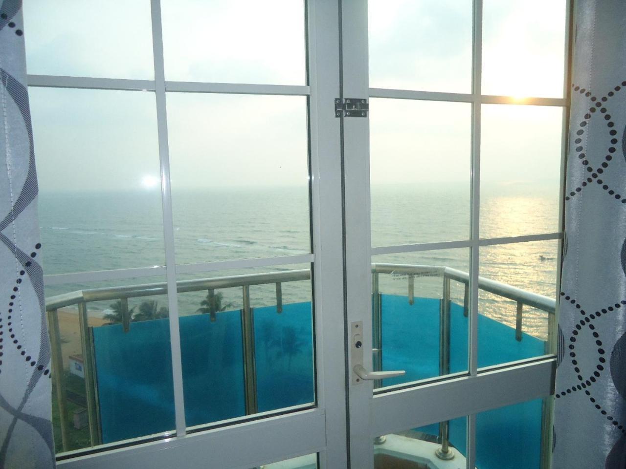 Global Towers Hotel & Apartments Colombo Ngoại thất bức ảnh