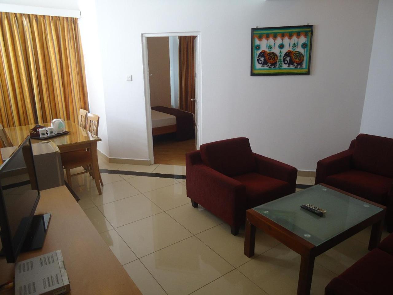 Global Towers Hotel & Apartments Colombo Ngoại thất bức ảnh