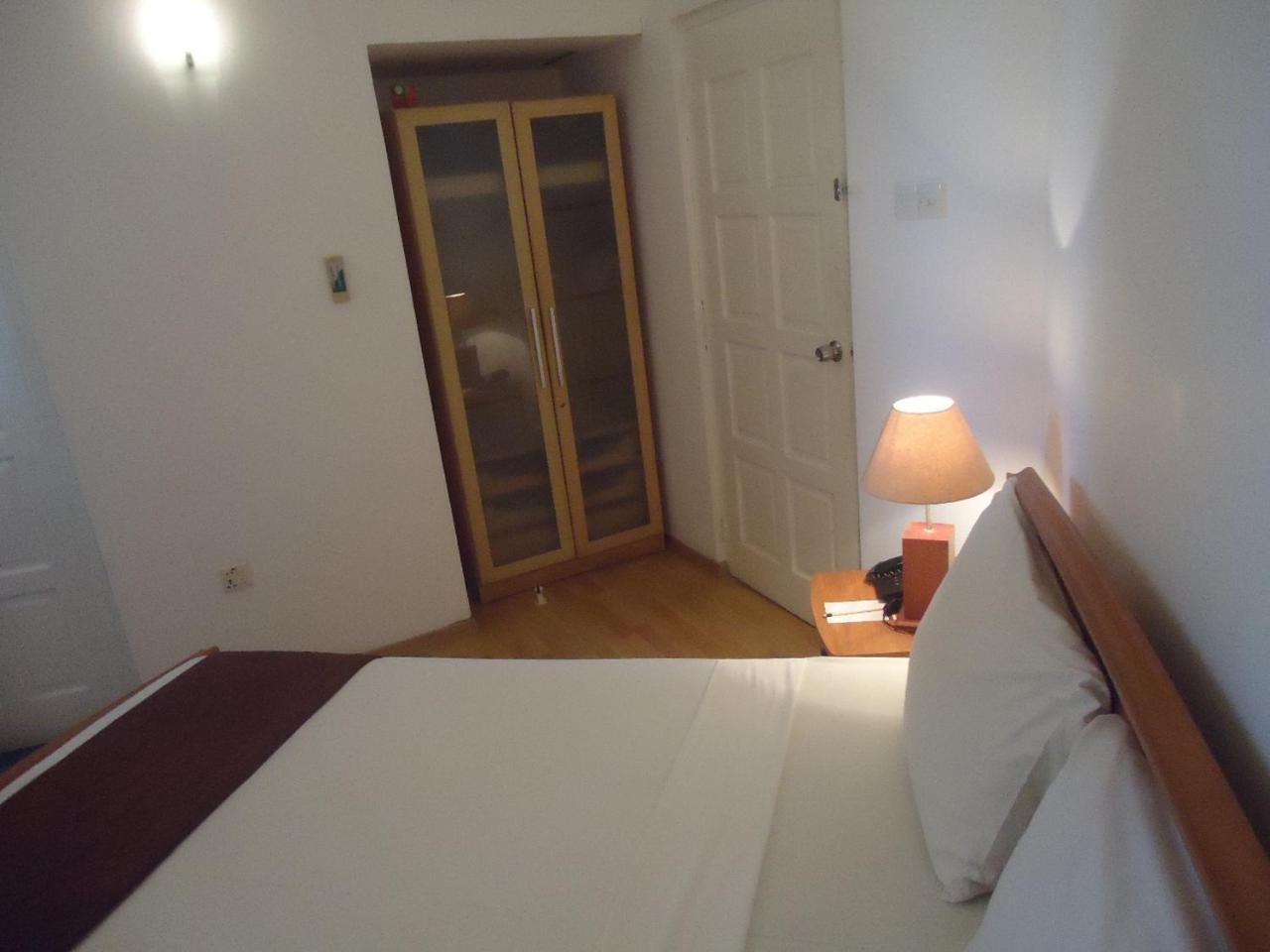 Global Towers Hotel & Apartments Colombo Ngoại thất bức ảnh
