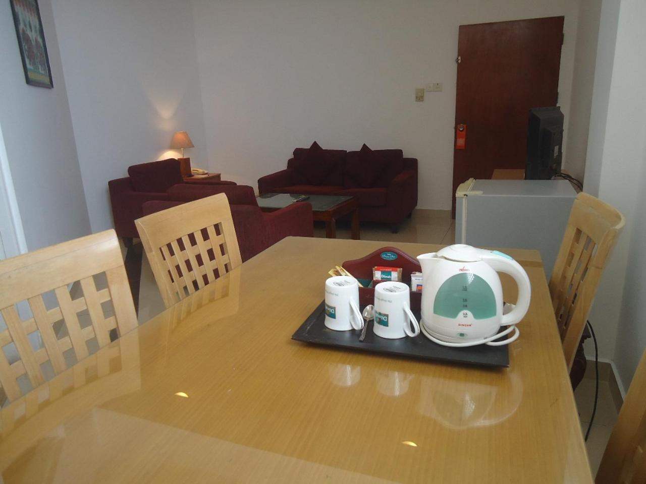Global Towers Hotel & Apartments Colombo Ngoại thất bức ảnh